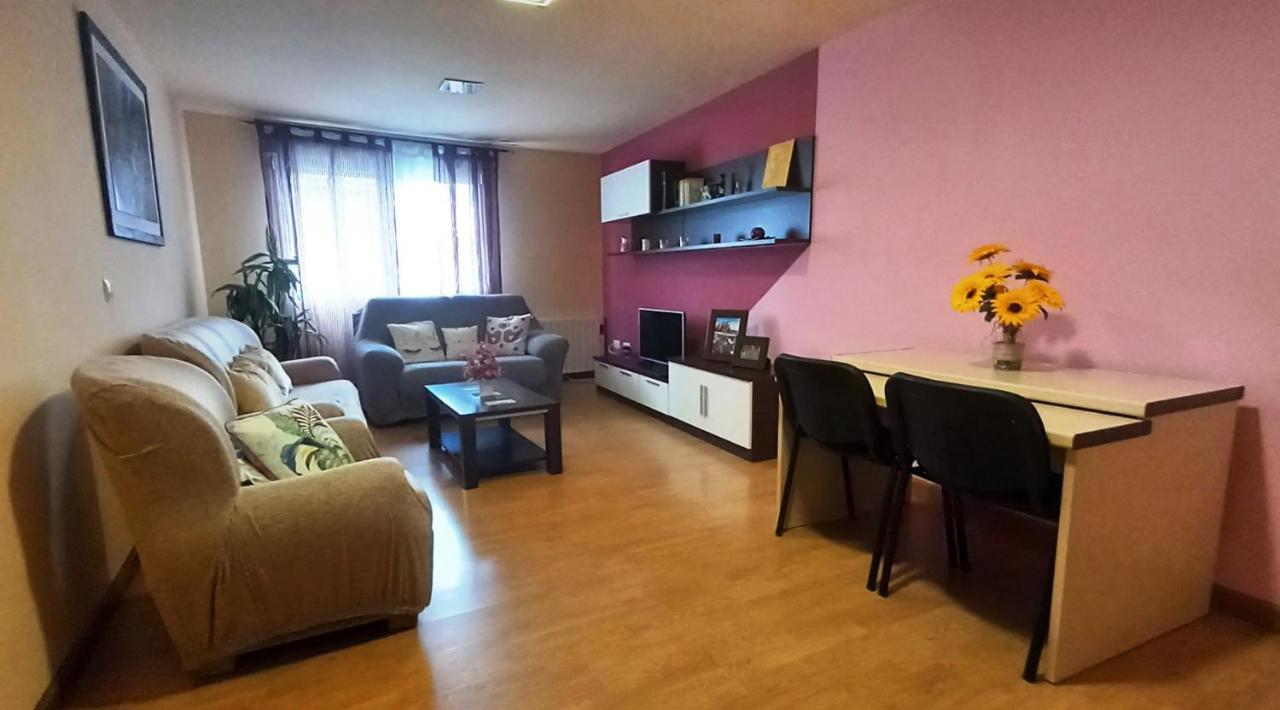 Castelao Apartments Arzúa Eksteriør billede